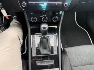 Skoda Superb III 2019 Skoda Superb 1.6 TDI Active DSG 120KM 2019r, zdjęcie 12
