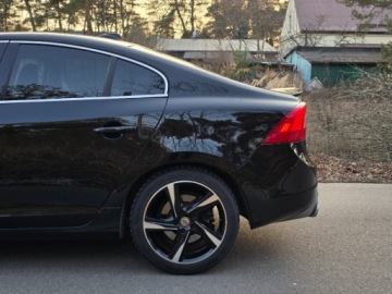 Volvo S60 II Sedan Facelifting 2.0 D2 DRIVE-E 120KM 2015 Volvo S60 Volvo S60 2.0 R-Desing Skory Harman Kardon Super Stan 2.0, zdjęcie 7