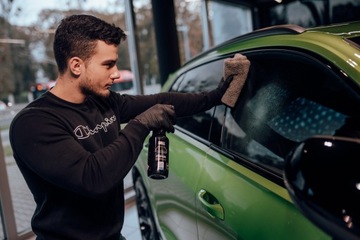 ADBL HYBRID GLASS жидкость для чистки стекол с гидрофобным эффектом 500мл