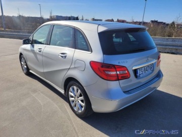 Mercedes Klasa B W246 Sports Tourer 180 BlueEFFICIENCY 122KM 2013 Mercedes-Benz Klasa B B180 I wlascicielka Super wyposazona Automat 1.6, zdjęcie 4