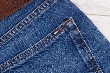 TOMMY HILFIGER DENIM WILSON SPODNIE JEANSY 33/34