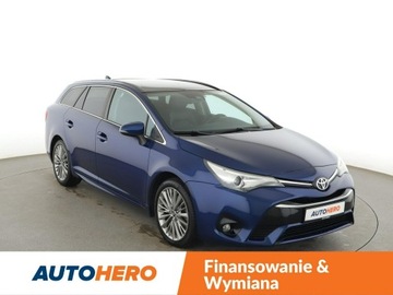 Toyota Avensis III Wagon Facelifting 2015 2.0 D-4D 143KM 2015 Toyota Avensis Executive skóra panorama navi, zdjęcie 9