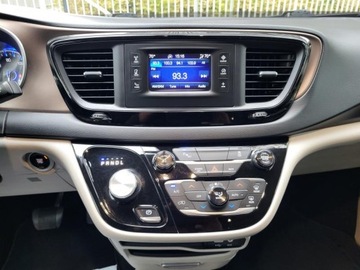 Chrysler Pacifica II 2017 chrysler pacifica Touring L* V6 3.6l Pentastar 291KM * :158, 071km, zdjęcie 10