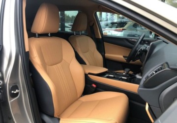 Lexus NX II SUV Facelifting 2.5 450h+ 309KM 2025 Lexus NX NX 450h Prestige Design Tazuna AWD FV23 Demo ASO, zdjęcie 27