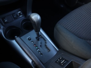 Toyota RAV4 III MPV 2.0 i 16V 152KM 2008 Toyota RAV 4 2.0 VVT-i, Salon Polska, GAZ, 4X4, zdjęcie 12