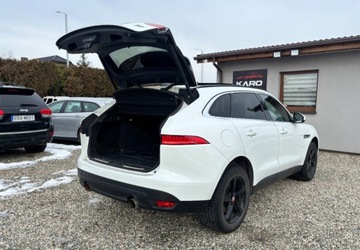 Jaguar F-Pace SUV 2.0 i4 250KM 2020 Jaguar F-Pace 2020r. 2.0 Benzyna 250KM, zdjęcie 2
