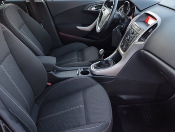 Opel Astra J Hatchback 5d 1.4 Turbo ECOTEC 140KM 2011 Opel Astra 1.4 T, Klima, Tempomat, Parktronic, zdjęcie 8