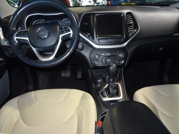 Jeep Cherokee V Terenowy 3.2 V6 272KM 2015 Jeep Cherokee Samochód w bardzo dobrym stanie ,, zdjęcie 6
