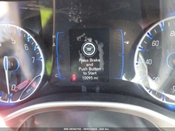 Chrysler Voyager V 2022 Chrysler Voyager 2022 Chrysler Voyager LX FWD 3.6 Benzyna 287KM, zdjęcie 8