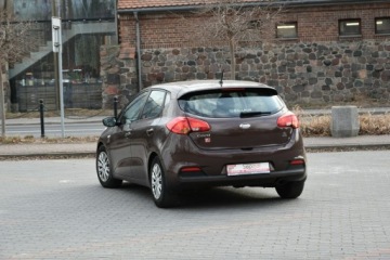 Kia Ceed II Hatchback 5d 1.6 GDI 135KM 2012 Kia Cee'd 1.6 BENZYNA 135KM 2012r. Salon Klima, zdjęcie 4