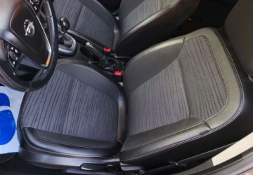 Opel Astra J Sedan 1.4 Twinport ECOTEC 100KM 2014 Opel Astra Opel Astra 1.4 Active 1.4 Benzyna 100KM, zdjęcie 9