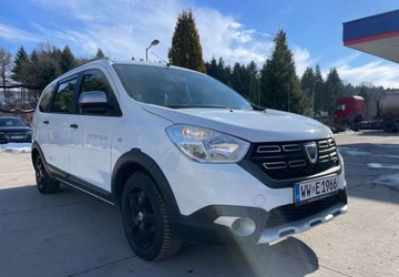 Dacia Lodgy Minivan Facelifting 1.6 SCe 102KM 2018 Dacia Lodgy Dacia Lodgy SCe 100 Stepway 1.6 Benzyna 102KM, zdjęcie 2