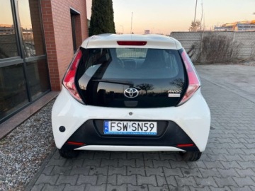 Toyota Aygo II Hatchback 5d 1.0 VVT-i 69KM 2014 Toyota Aygo 1.0 benzyna LPG salon polska zadbany mozliwa zamiana, zdjęcie 5