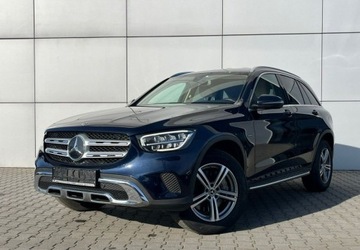 Mercedes GLC C253 SUV Plug-In 2.0 300e 320KM 2020 Mercedes-Benz GLC 4Matic Hybryda Faktura VAT 23 2.0 Hybryda Plug-in
