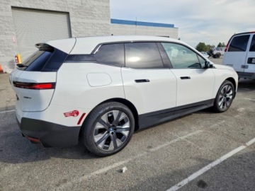 BMW iX 2024 BMW iX xDrive50 2024 Elektryczny 516KM, zdjęcie 3