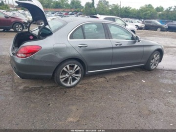 Mercedes Klasa C W205 2018 Mercedes-Benz Klasa C 300 4Matic 2018 2.0l 2.0 Benzyna 241KM, zdjęcie 5