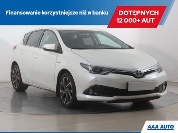 Toyota Auris II Hatchback 5d Facelifting 1.8 Hybrid 136KM 2016 Toyota Auris Hybrid, Salon Polska, Serwis ASO