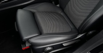 Mercedes CLA C118/X118 Coupe Facelifting 1.3 200 163KM 2024 Mercedes-Benz CLA Salon PL Od Dealera Kamera Android Podgrzewane fotele MB, zdjęcie 11