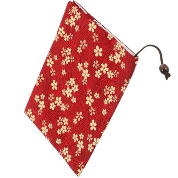 ОБЛОЖКА КНИГИ КНИГА КРАСНАЯ КУРТКА С РУКАВАМИ