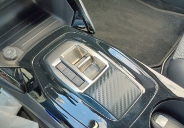 Peugeot 2008 II SUV Facelifting 1.2 PureTech 130KM 2024 Peugeot 2008 PureTech 130 Allure SS EAT8 SalonPL FVat 2024 Maly Przebieg, zdjęcie 22