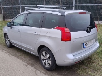 Peugeot 5008 I Minivan Facelifting 2.0 BlueHDi 150KM 2016 PEUGEOT 5008 (0U_, 0E_) 2.0 HDi 150 / BlueHDi 150 150 KM, zdjęcie 3