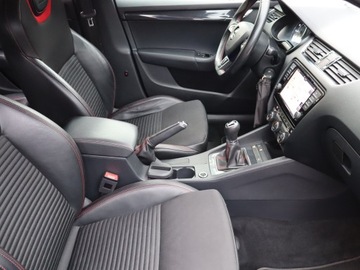 Skoda Octavia III RS 2.0 TSI 220KM 2016 Skoda Octavia RS 2.0 TSI, Salon Polska, Navi, zdjęcie 8