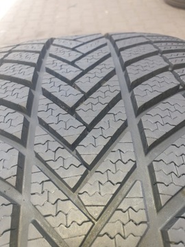 Покрышка 255/35R20 Bridgestone Blizzak LM 005 97W