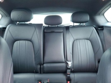 Maserati Levante 2021 Maserati Levante S 2021 3.0l 3.0 Benzyna 424KM, zdjęcie 10