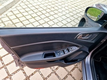 Hyundai i20 II Hatchback 5d Facelifting 1.0 T-GDi 100KM 2018 Hyundai i20 Navigacja. Kamera cofania. Serwisowany, zdjęcie 10