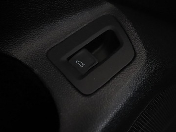 Volkswagen Passat B8 Variant 1.4 TSI BlueMotion Technology ACT 150KM 2016 Volkswagen Passat klima auto navi grzane fotele, zdjęcie 35