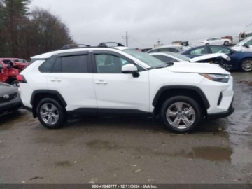 Toyota 2024 Toyota RAV4 2024 Toyota RAV4 XLE AWD (Natl) 2.5 Benzyna 203KM, zdjęcie 11