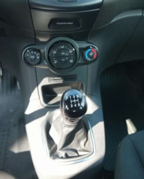 Ford Fiesta VII Hatchback 3d Facelifting 1.0 EcoBoost 100KM 2015 Ford Fiesta Nowy rozrzad i pompa wody Benzyna 100KM, zdjęcie 11