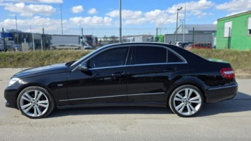 Mercedes Klasa E W212 Limuzyna 350 CDI BlueEFFICIENCY 231KM 2009 Mercedes E 350 Avangarde Full Opcja, zdjęcie 4