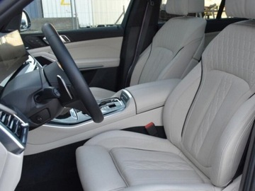 BMW X5 G05 SUV Plug-In Facelifting 3.0 50e 490KM 2025 BMW X5 xDrive50e Individual Edition Suv 3.0 (489KM) 2025, zdjęcie 3