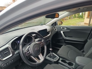 Kia Ceed III Hatchback 1.4 T-GDi 140KM 2019 KIA CEED Combi Van (CD) 1.4 T-GDI 140KM Salon Pl serwis ASO, zdjęcie 17