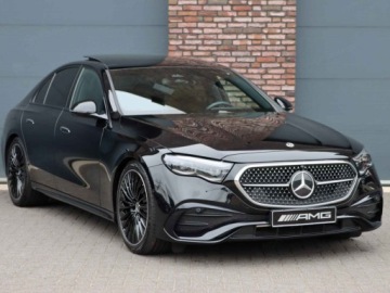 Mercedes Klasa E W214 Sedan 2.0 220d 197KM 2026 E Klasa 220 d 4-Matic AMG 2.0 (moc 197 KM) 2026, zdjęcie 1
