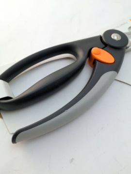 Ножницы для птицы Fiskars Functional Form 1003033