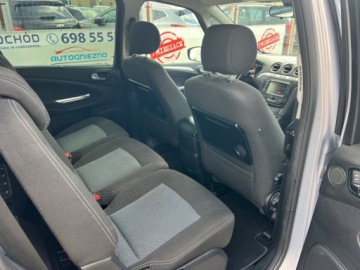 Ford Galaxy III Van Facelifting 2.0 Duratorq TDCi DPF 140KM 2012 Ford Galaxy AUTOMATPOWER SHIFT7 MIEJSCPARKTRONICGWARANCJA 2.0 Diesel, zdjęcie 6