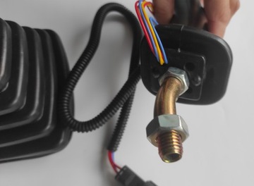 Джойстик экскаватора 3 кнопки