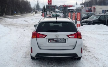 Toyota Auris II Touring Sports D-4D 90 90KM 2014 Toyota Auris 1.4D-4D 90KM 1wlascicel Bezwypadkowy Oryginalny przebieg Zero, zdjęcie 5
