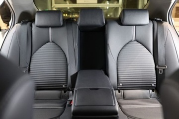 Toyota Camry IX Sedan 2.5 Hybrid Dynamic Force 218KM 2023 Toyota Camry 2.5 Hybrid Prestige CVT 2.5 Hybryda 218KM, zdjęcie 13