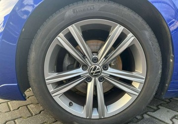 Volkswagen Arteon Fastback Facelifting 2.0 TSI 190KM 2021 Volkswagen Arteon Piekny kolor DSG R-LINE FV 23 2.0 Benzyna 190KM, zdjęcie 3