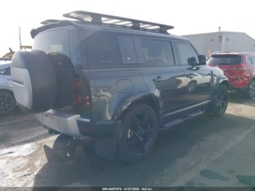 Land Rover Defender IV (L663) 2023 Land Rover Defender 110 SE 2023 3.0 Benzyna 395KM, zdjęcie 5