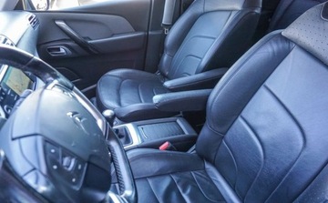 Citroen Grand C4 Picasso II Grand Picasso Facelifting 2.0 BlueHDi 150KM 2017 Citroen C4 Grand Picasso 2.0BlueHDi 150KM Van Skory El fotele i klapa Masa, zdjęcie 9