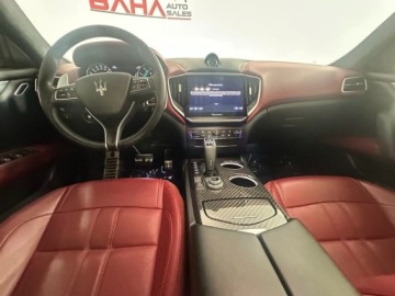 Maserati Ghibli III 2023 Maserati Ghibli Modena Q4 2023 3.0 Benzyna 424KM, zdjęcie 11