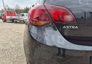 Opel Astra J GTC 1.4 Turbo ECOTEC 120KM 2015 Opel Astra NaviKameraPdcGrzaneFotele 1.4 Benzyna 120KM, zdjęcie 7