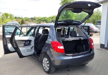 Skoda Fabia II Hatchback 1.4 i 16V 85KM 2007 Skoda Fabia 1,4 MPI Klima 86 km, zdjęcie 28
