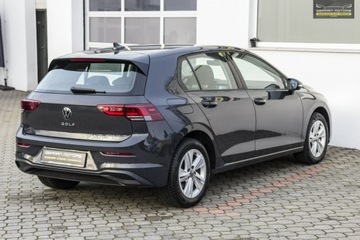 Volkswagen Golf VIII Variant 1.5 eTSI 150KM 2021 Volkswagen Golf Virtual / Ledy / Lane Assist, zdjęcie 15