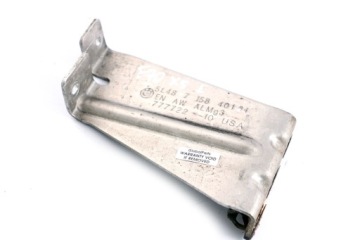 BMW X5 E70 Кронштейн крышки двигателя левый