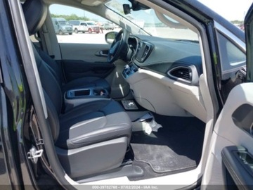 Chrysler Pacifica II 2024 Chrysler Pacifica 2024r, Hybrid, Select, 3.6L 3.6 Hybryda 260KM, zdjęcie 8